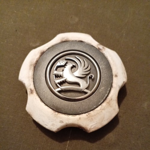 Genuine vauxhall alloy - genuine,