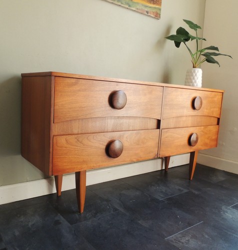 Gorgeous vintage mid - vintage,