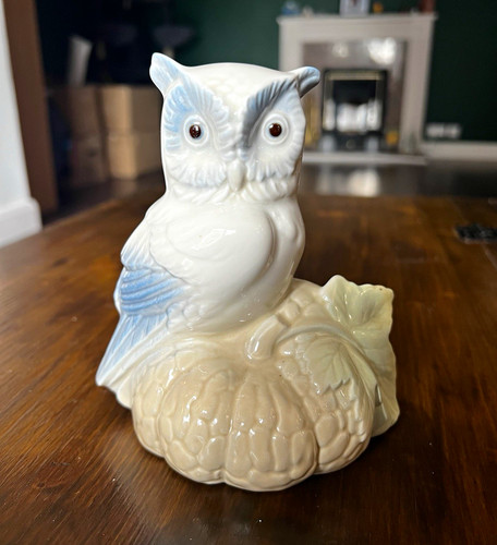 Requena porcelain owl - requena,