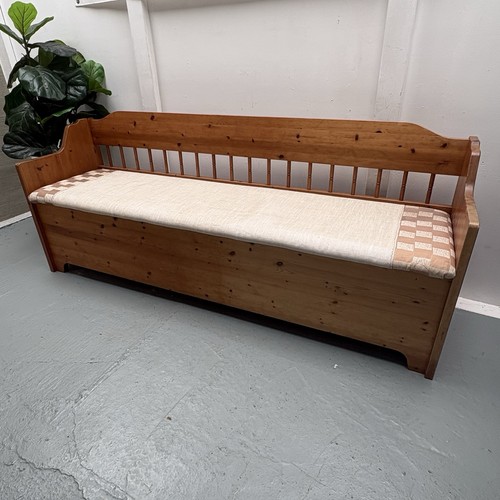 1990s scandinavian vintage - 1990s,