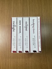 Twilight Saga 5 Book Set  collectors edition (White Cover)  by Stephenie Meyer