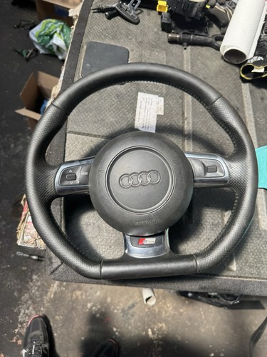 Audi line flat - audi, s