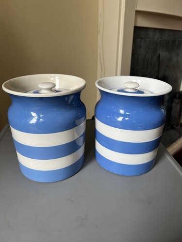 Vintage green cornishware - t.g.,