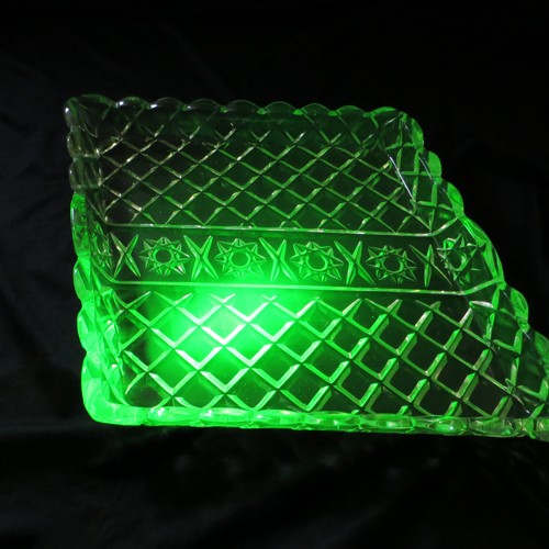 Vintage uranium glass diamond - glass,
