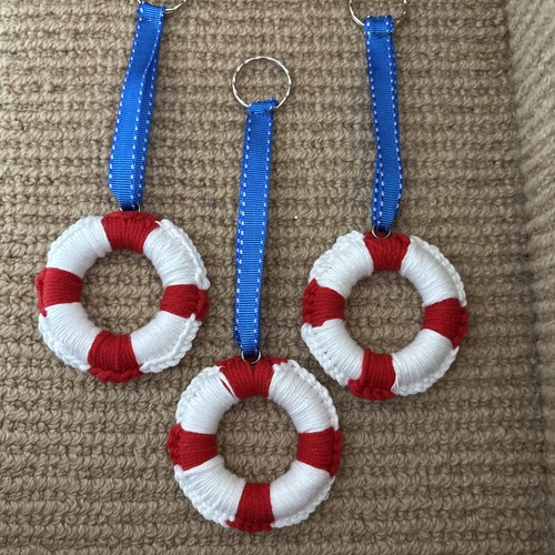 Life ring keyring crochet - ring,