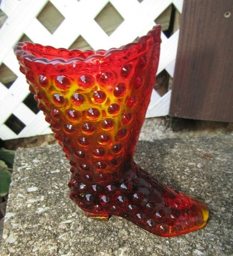 Fenton art glass amberina - art,
