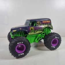 Grave Digger RC Monster Truck