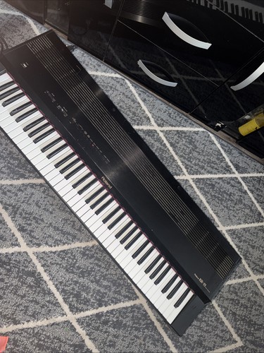 Roland digital keyboard - digital,