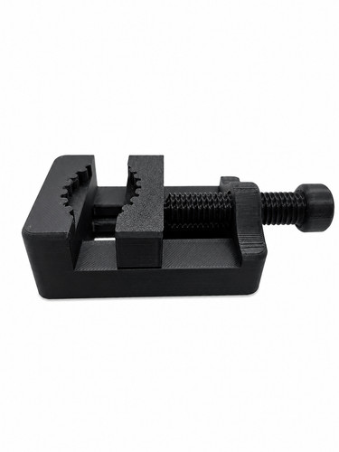 Plastic coin cleaning - plastic, vice