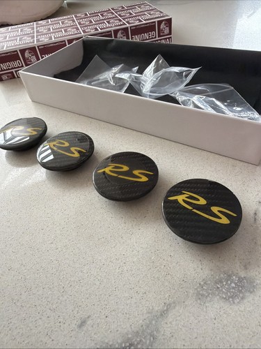 Centre lock caps - lock,