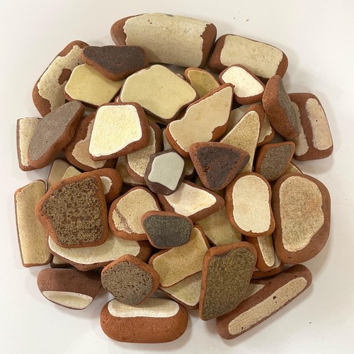 Sea pottery pieces - ., beach