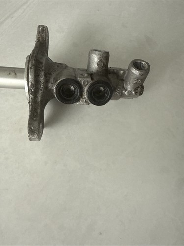 Master brake cylinder - brake,
