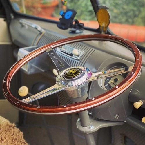 Splitscreen steering wheel - splitscreen,