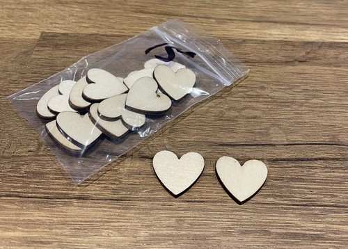 Small wooden hearts - wooden, 20mm