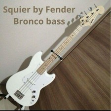 Squier by Fender Bronco