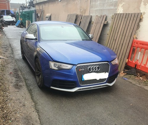 Breaking audi rs5 2015 - breaking,