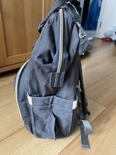 Qindu. Baby Changing/Travel