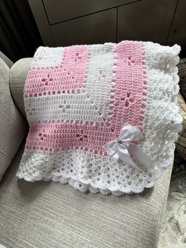 Stunning baby shawl 40 - shawl, 40"