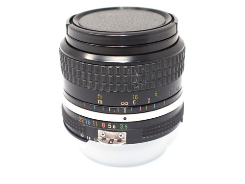 Nikon nikkor 28mm - nikkor, wide