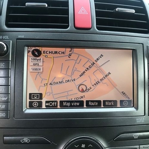 Toyota auris sat nav - toyota,