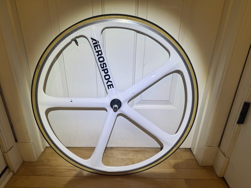 Aerospoke wheel tire - wheel,