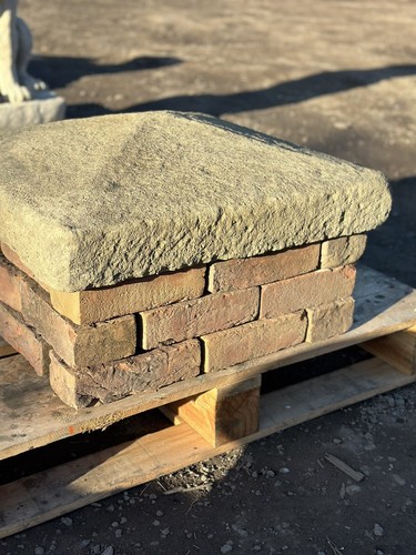 Pier pillar caps - pier, x