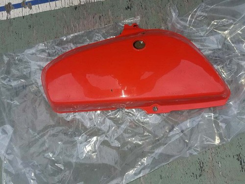 Suzuki ts125 ts100 - side, panel