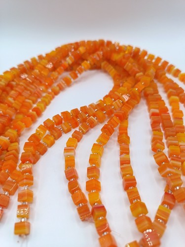 Glass cube beads variegated - cube,