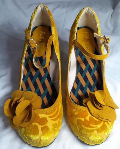 Mustard yellow ruby shoo - mustard,