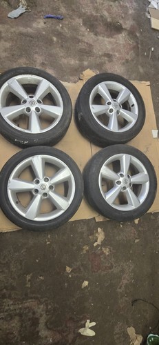 Nissan qashqai alloy - nissan,