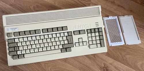 Commodore amiga 1200 - commodore,