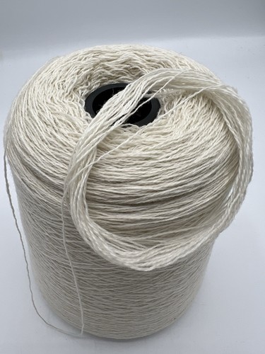 100 lambswool yarn - lambswool, yarn.