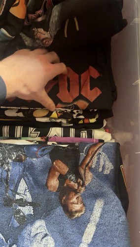 150 items vintage - 150,