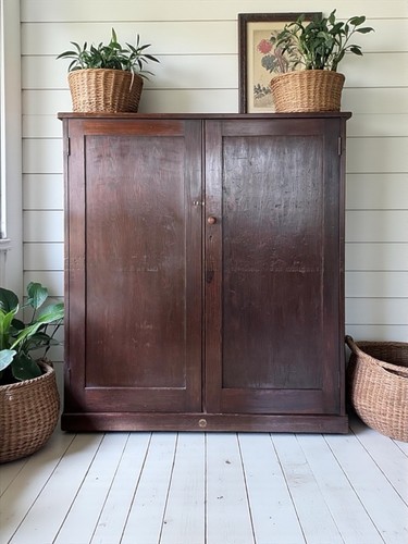 Large vintage stained pine - vintage,
