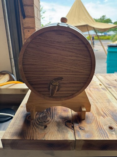 Oak aging barrel with stand - oak,