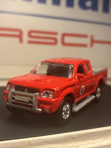 Welly mitsubishi l200 pick - mitsubishi,