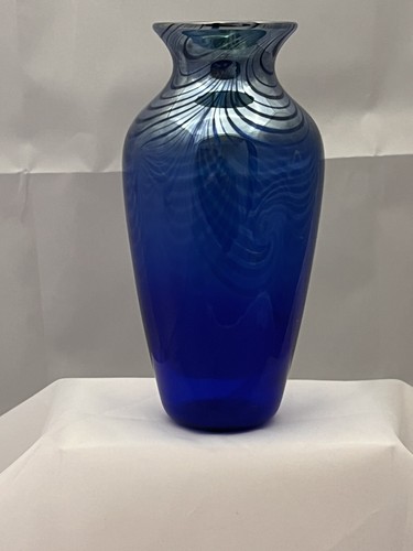 Okra glass blue reflections - glass,