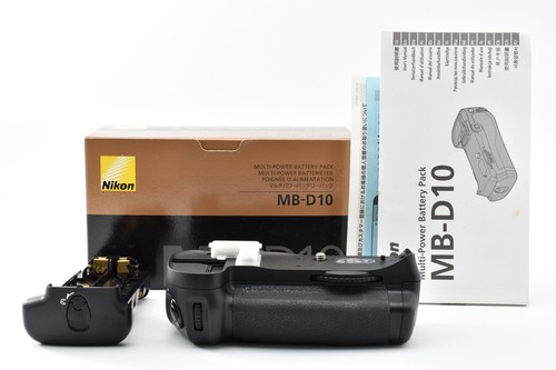 Almost unused nikon mb - [almost, mb-d10