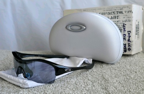 Oakley enduring sunglasses - oakley,