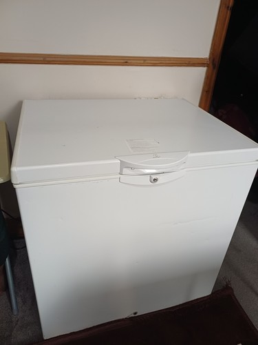 Indesit chest freezer - chest,