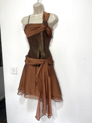 Brown dress sleeveless - , 1980s