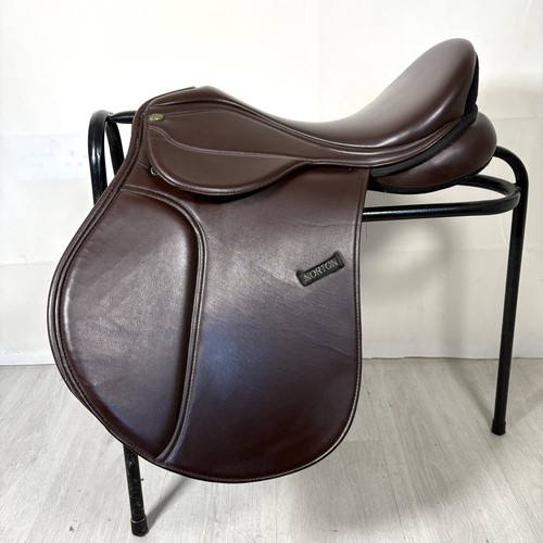 Norton synthetic saddle - norton, 17”