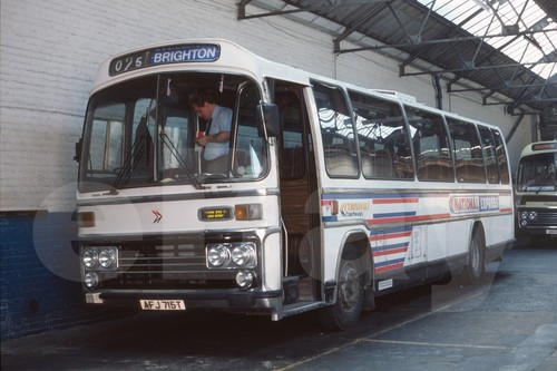 Coach photo western - coach,