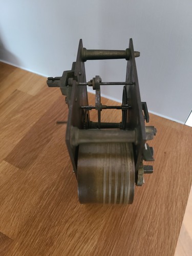 Fusee dial clock movement - clock,
