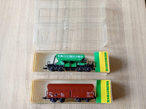Minitrix gauge wagons - x,