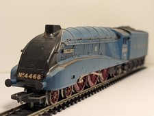 Hornby R304 OO Gauge LNER A4