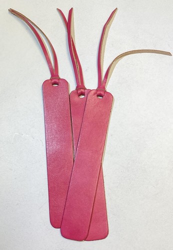 Leather bookmark veg tan - veg, pink