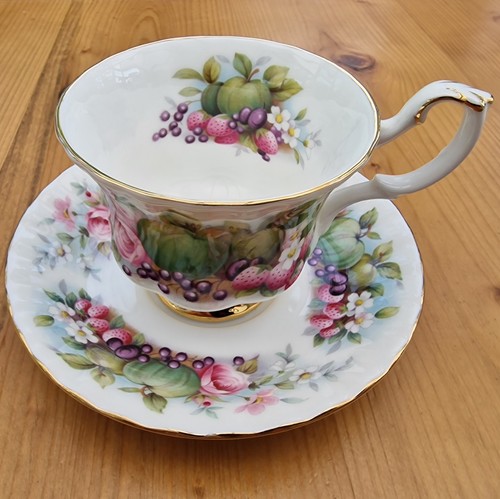 Royal albert country fayre - country,