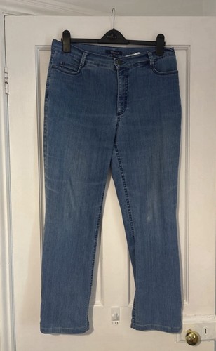 Straight jeans with pocket - straight,