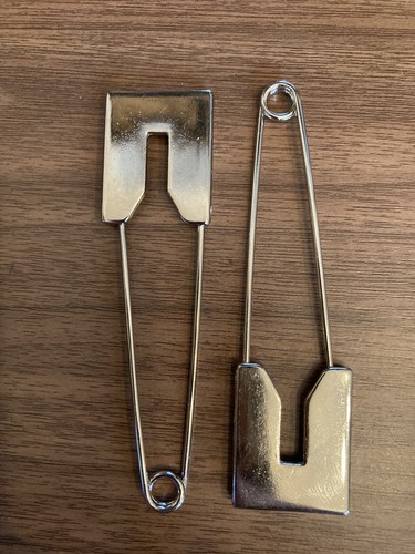 Trendy kilt pins - trendy, shiny